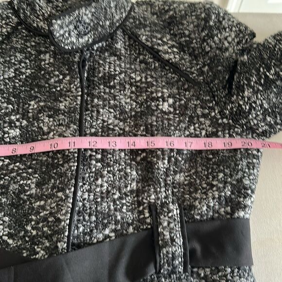 Sandro Paris Women’s Boucle Tweed Jacket Black/Gray Size Large Petite Office - Picture 8 of 14